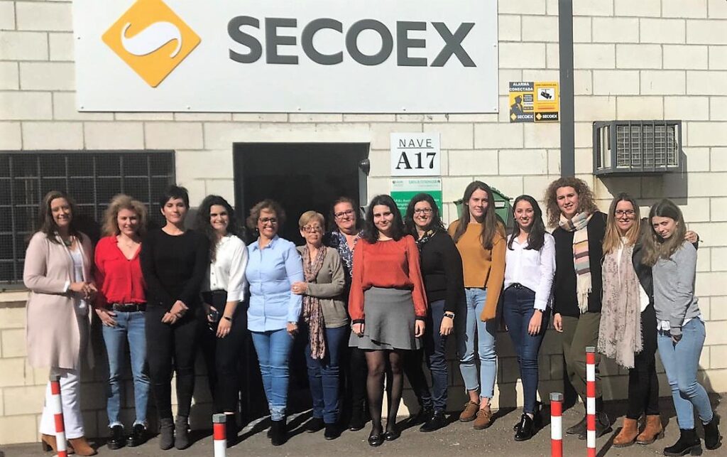 Foto familia del grupo de mujeres trabajadoras de Secoex